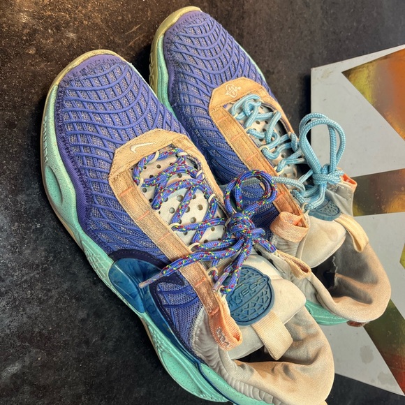 Nike Cosmic Unity Size 10 Blue/teal/light - Picture 3 of 12